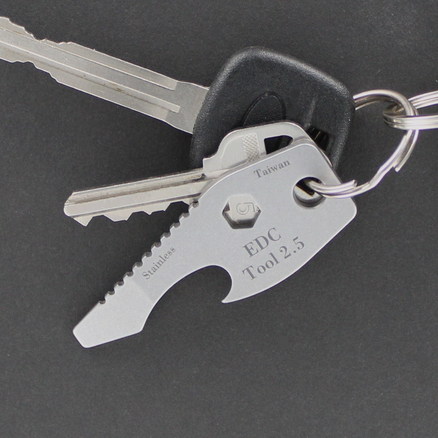 小物 LIKEDREAMERSDO PRODUCTS EDC KEYCHAIN 26 FlicKnives EDC Tool 2.5 - Keychain Tool Prybar & Bottle Opener