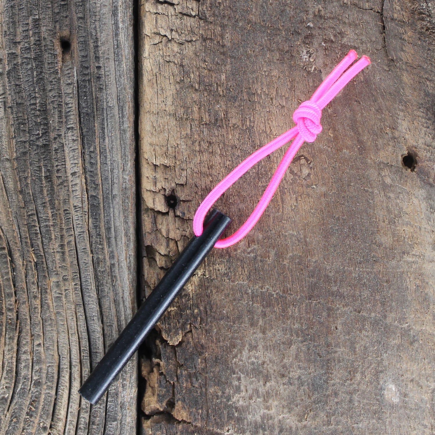 SlicKnives Ferro Rod - Standard w/ Neon Pink High Visibility Shock Cord Lanyard